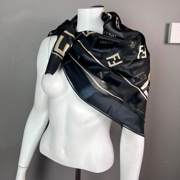 Fendi FF logo scarf large vintage black gold classic - Picture 8 of 13